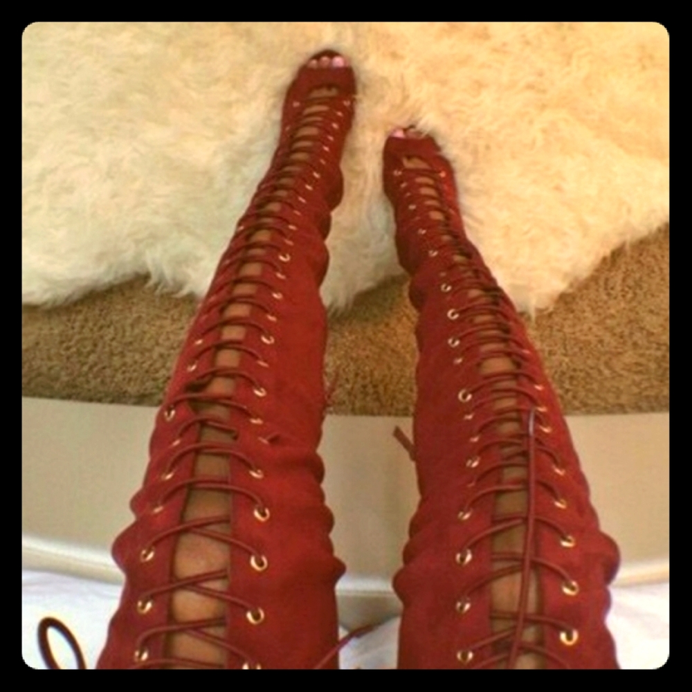 🔥Thigh High Peep Toe lace up boots🔥